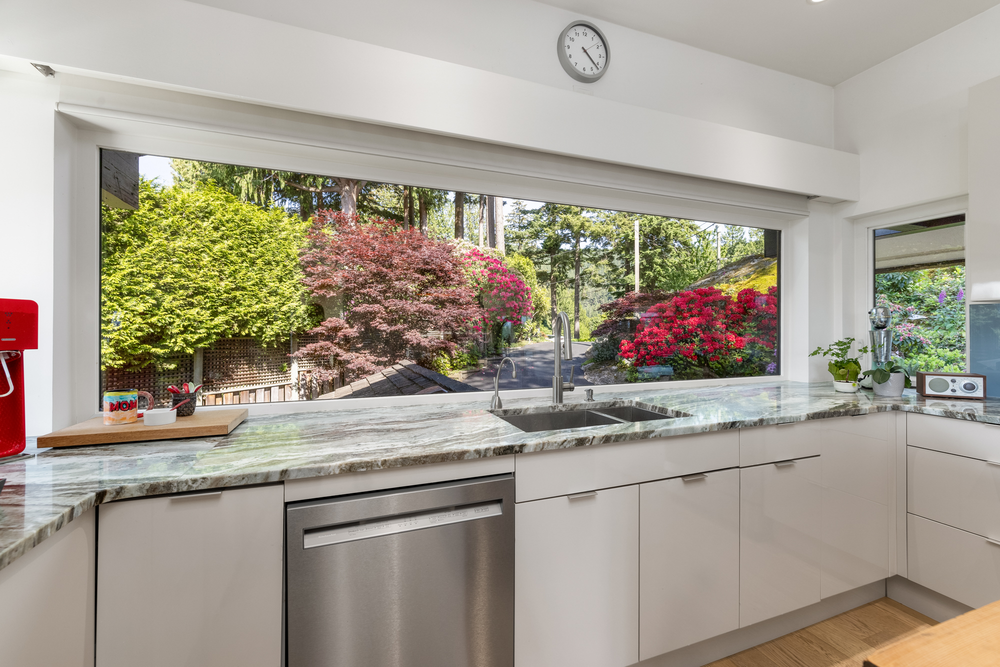 6485 Madrona Crescent